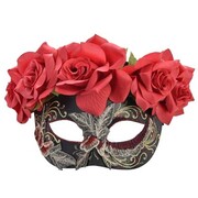 Dia Black Masquerade Mask with Red Flowers Pk 1