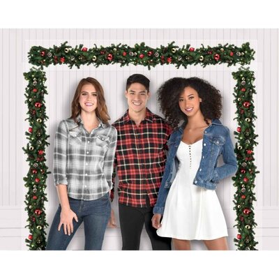 Scene Setter Christmas Pine Garland Wall Decoration 28 x 165cm (3 Pieces)
