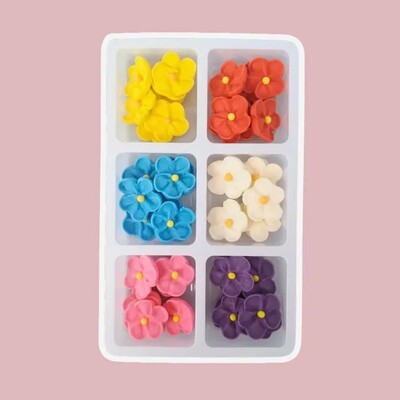 Small 5 Petal Edible Icing Sugar Flowers Decorations 42 Pack | 6 Colours