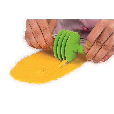 Cake Decorating Pantograph Fondant Roller Cutter Kit